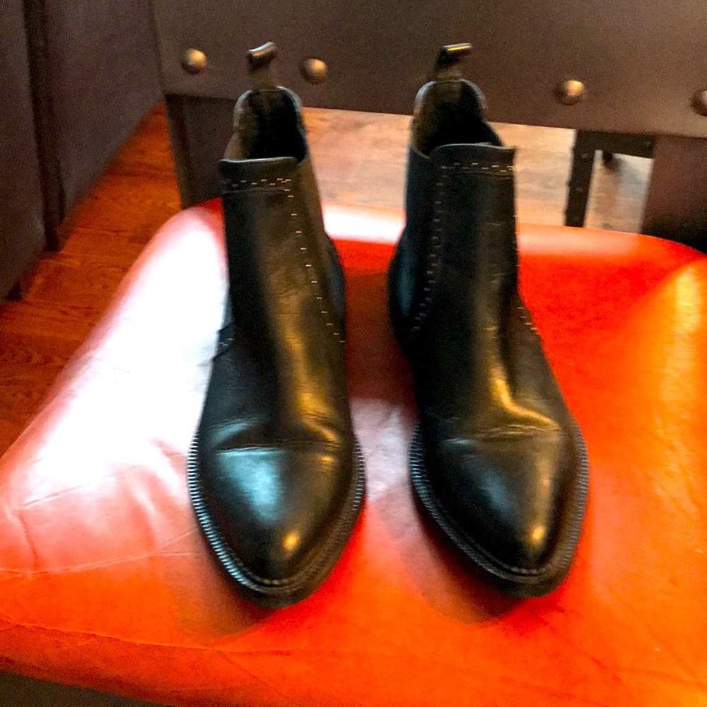 Stella Monelle boots